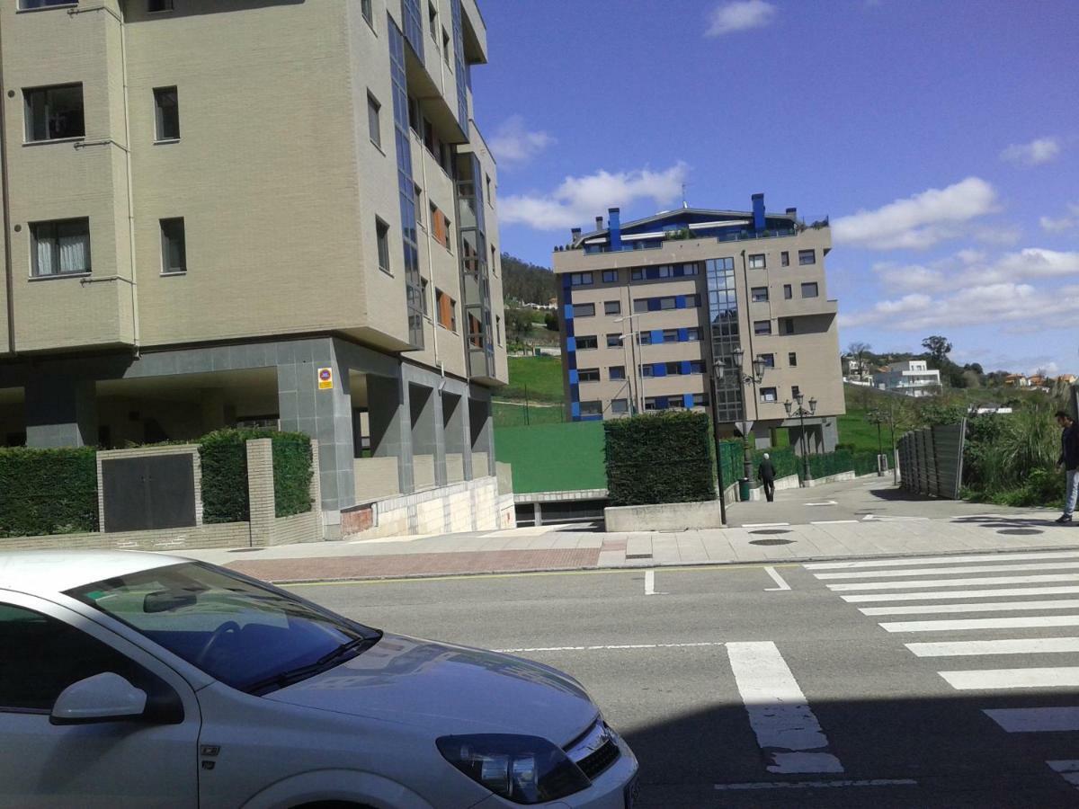 Torre De La Fuente Aprtovistas Piscina Parking Apartment Овиедо Екстериор снимка