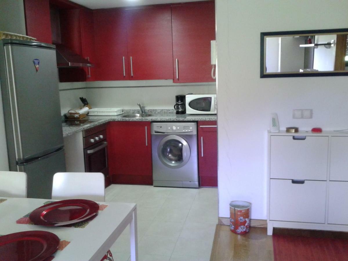 Torre De La Fuente Aprtovistas Piscina Parking Apartment Овиедо Екстериор снимка