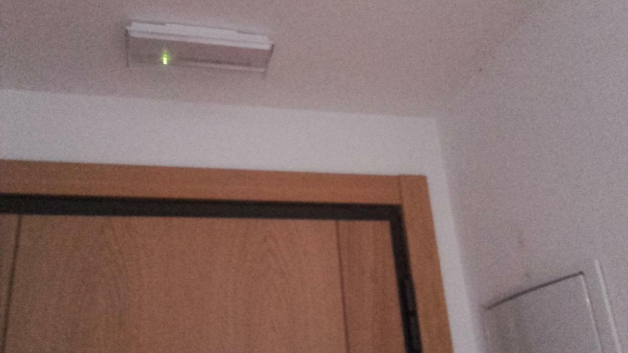 Torre De La Fuente Aprtovistas Piscina Parking Apartment Овиедо Екстериор снимка
